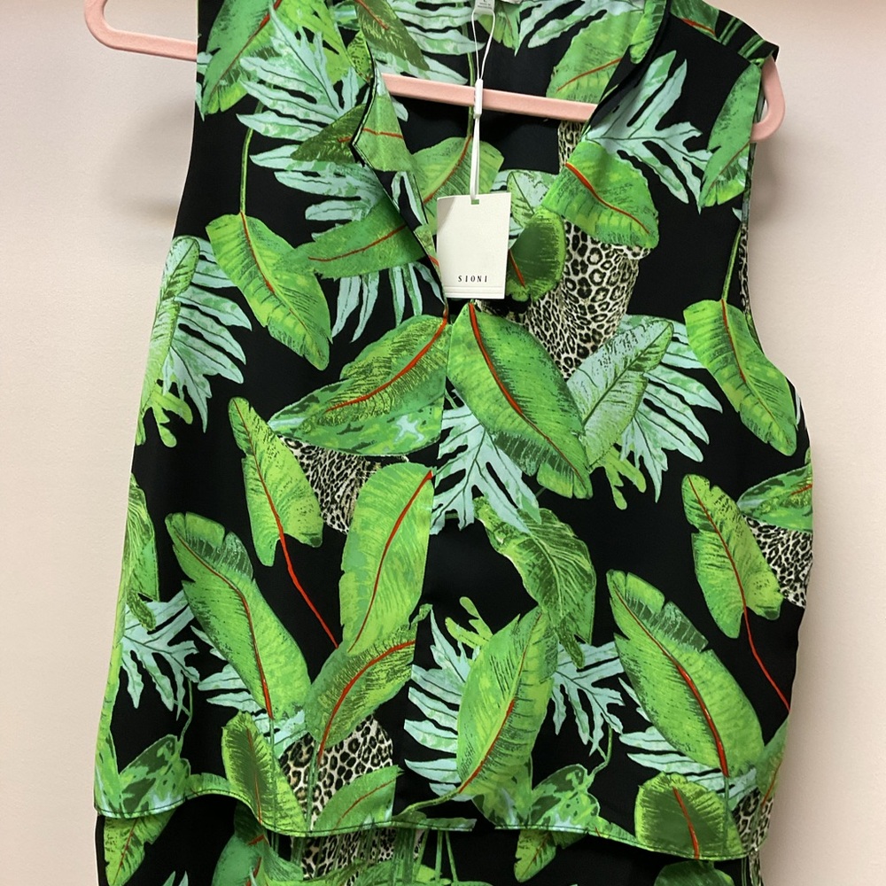 Sioni Black and Green Tropical Print Blouse